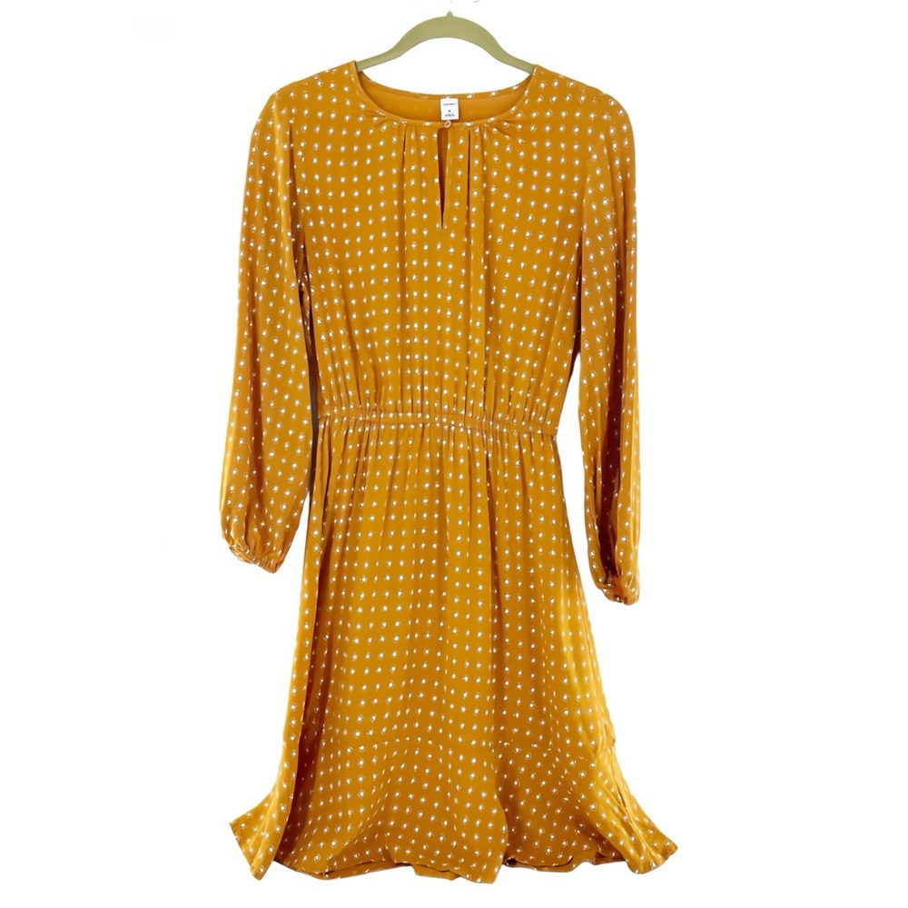 Waist Defined Keyhole Dress
